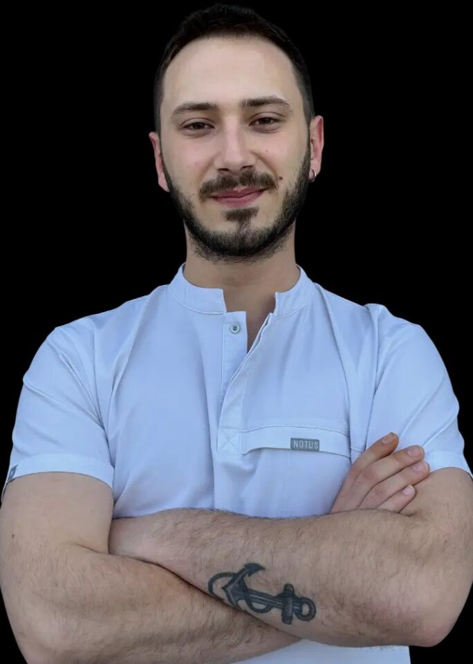 Dt. Eren Pehlivanoğlu